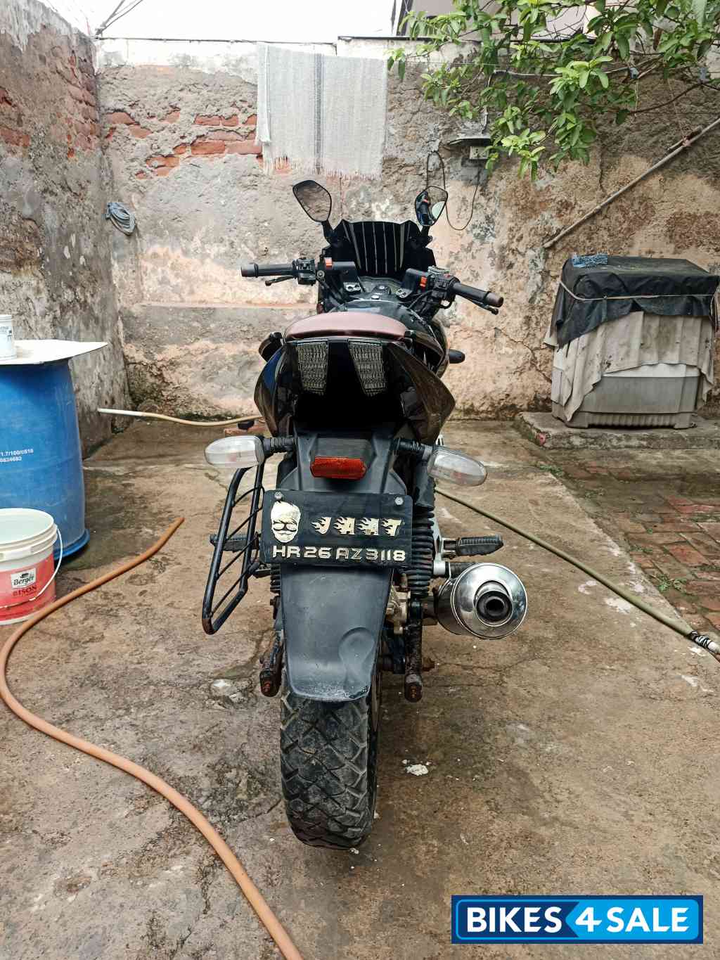 Bajaj Pulsar 220 DTSi