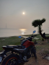 Metallic Orange Honda CB Hornet 160R