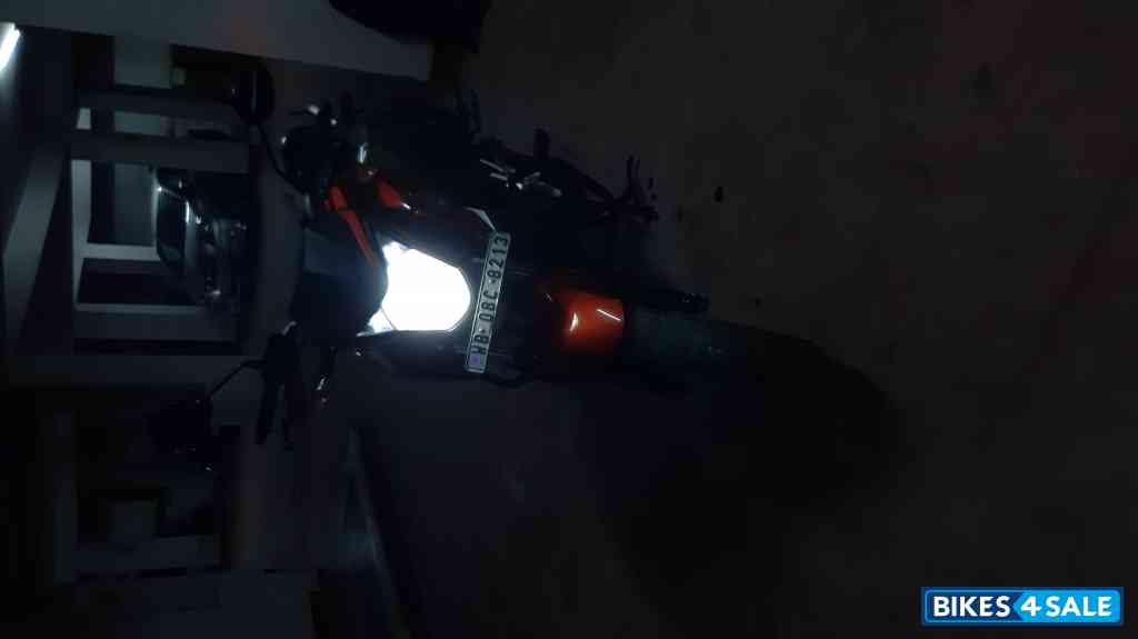 Metallic Orange Honda CB Hornet 160R Metallic Orange Honda CB Hornet 160R