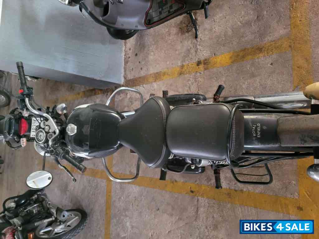 Royal Enfield Classic 350 Royal Enfield Classic 350