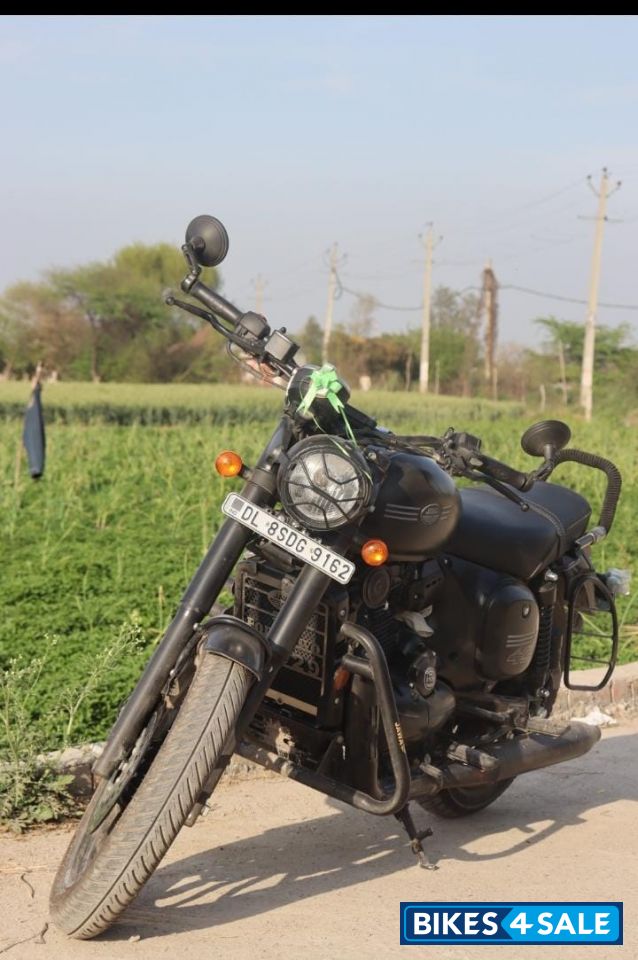 Jawa 42 Dual Channel ABS AllStar Black