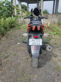 Bajaj Pulsar 180F Neon