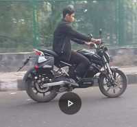 Revolt RV 400 2023 Model