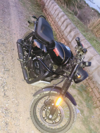 Royal Enfield Hunter 350 Retro