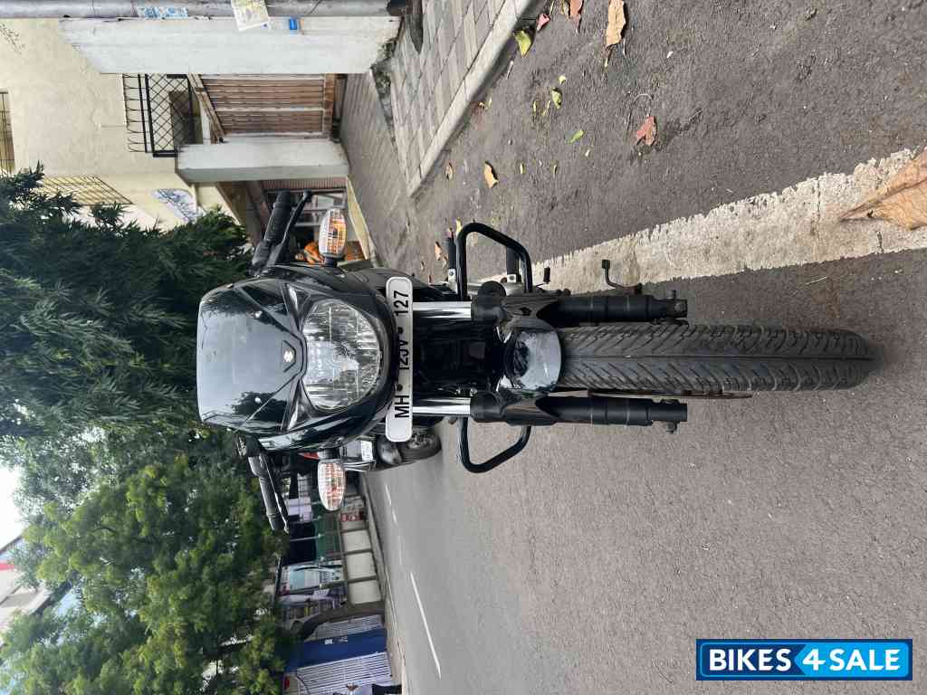 Black Bajaj Pulsar 180 DTSi
