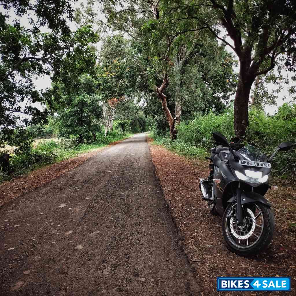 Suzuki Gixxer SF 250 BS6