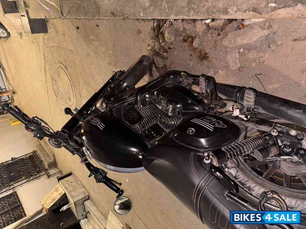 Jawa 42 Dual Channel ABS AllStar Black