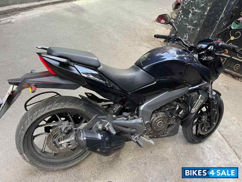 Mid Night Blue Bajaj Dominar 400