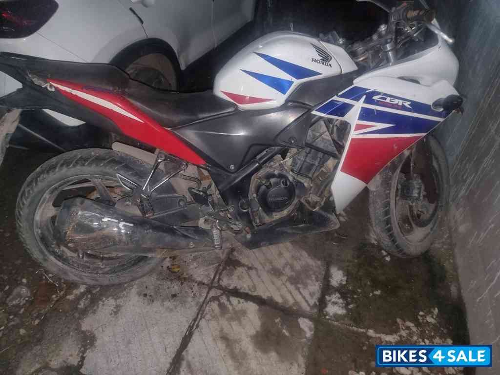 Honda CBR 250R