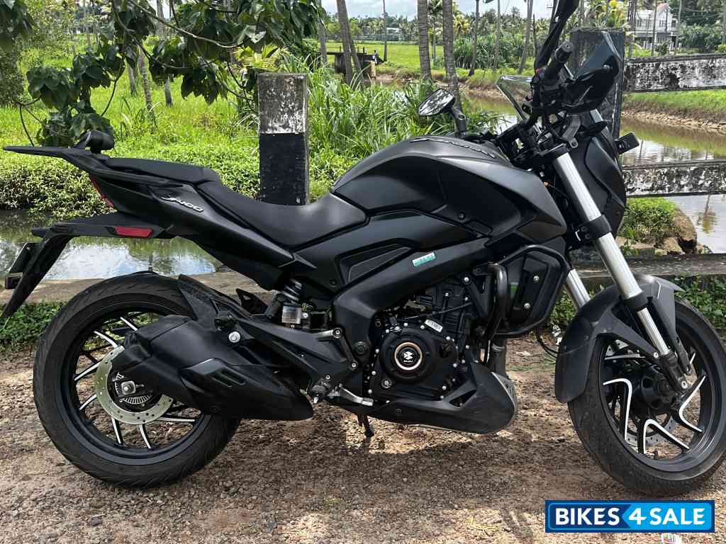 Mat Black Bajaj Dominar 400 ABS BS6