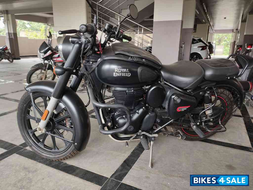 Stealth Black Royal Enfield Classic Stealth Black Stealth Black Royal Enfield Classic Stealth Black