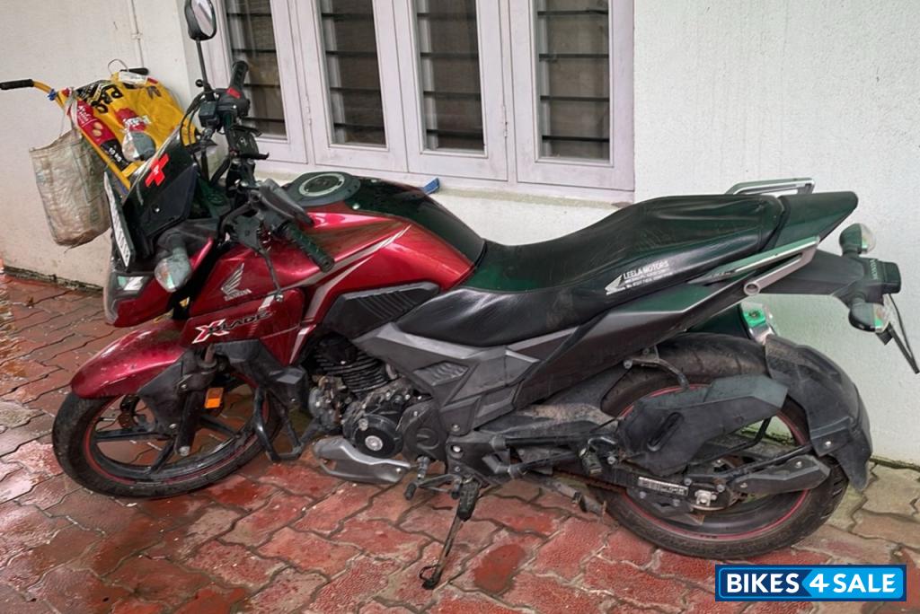 Honda XBlade BS6