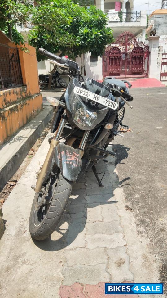 TVS Apache RTR 200 4V