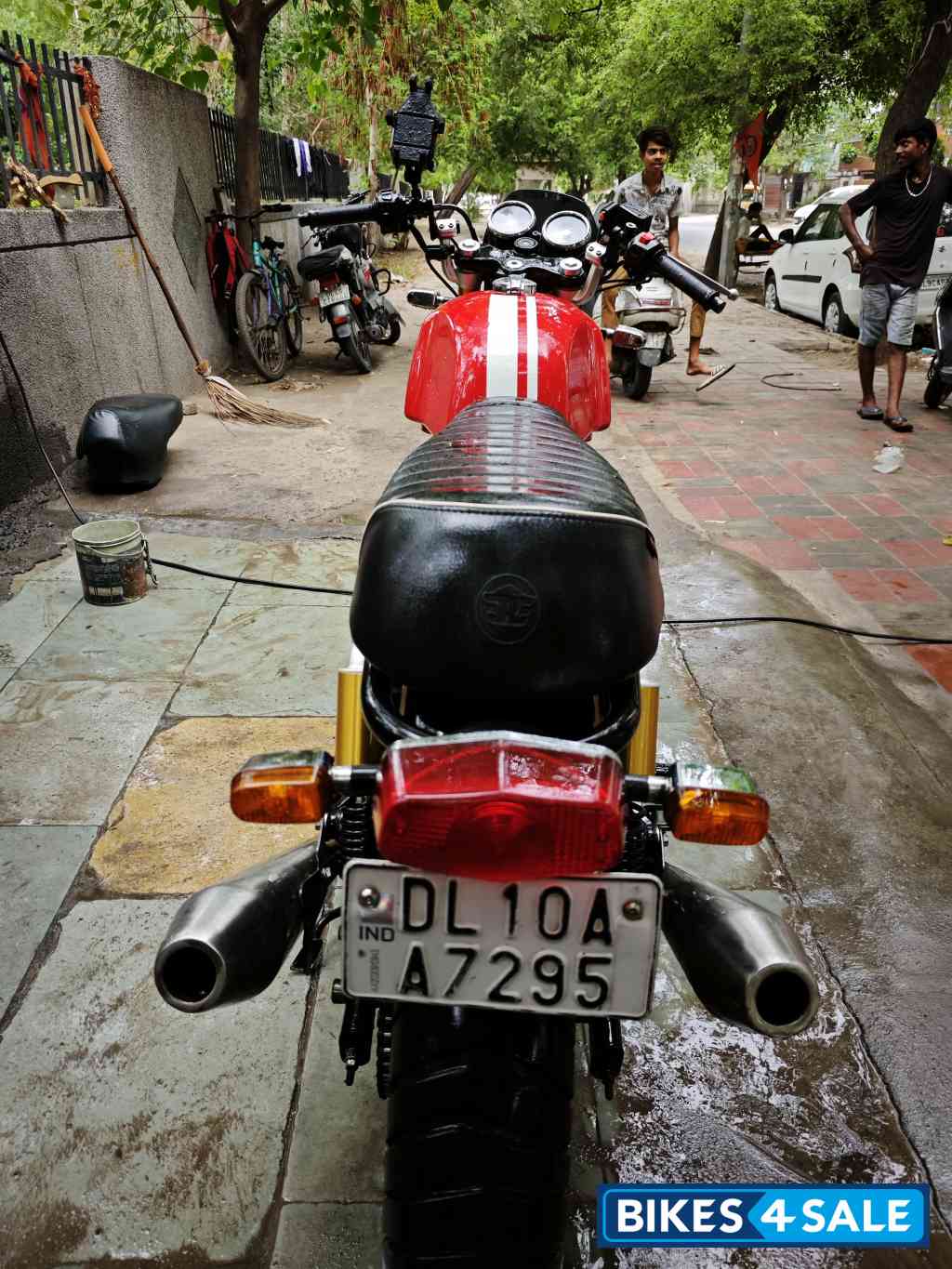 Rocker Red Royal Enfield Continental GT 650