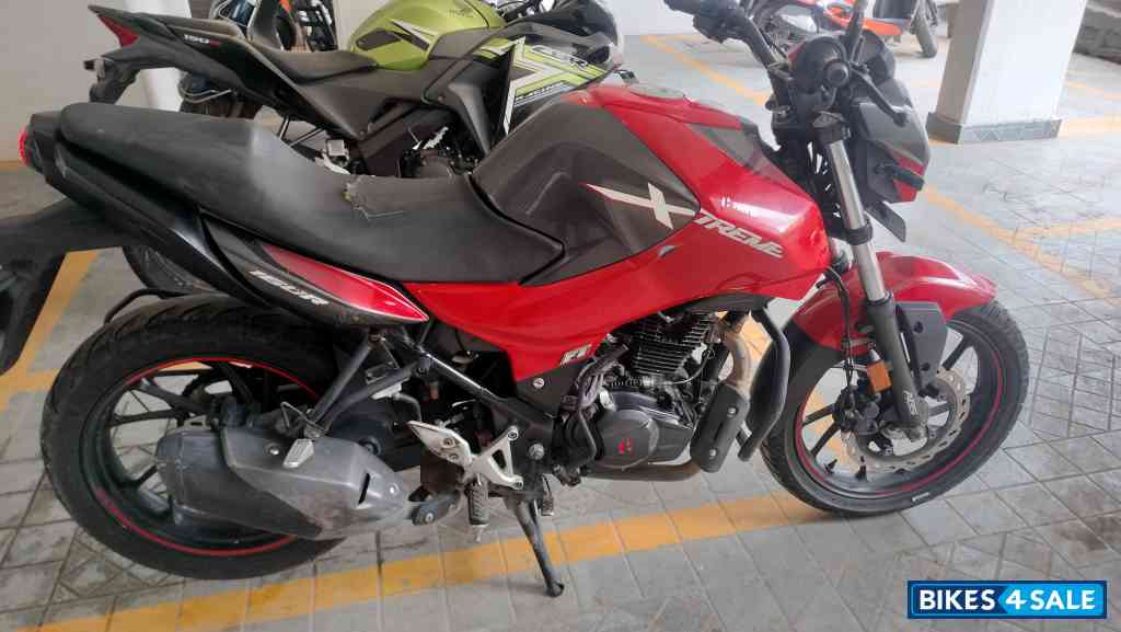 Red Hero Xtreme 160R