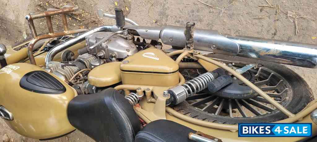 Royal Enfield Classic Desert Storm