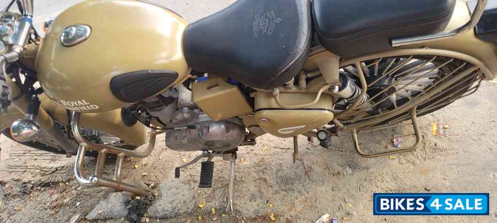 Royal Enfield Classic Desert Storm