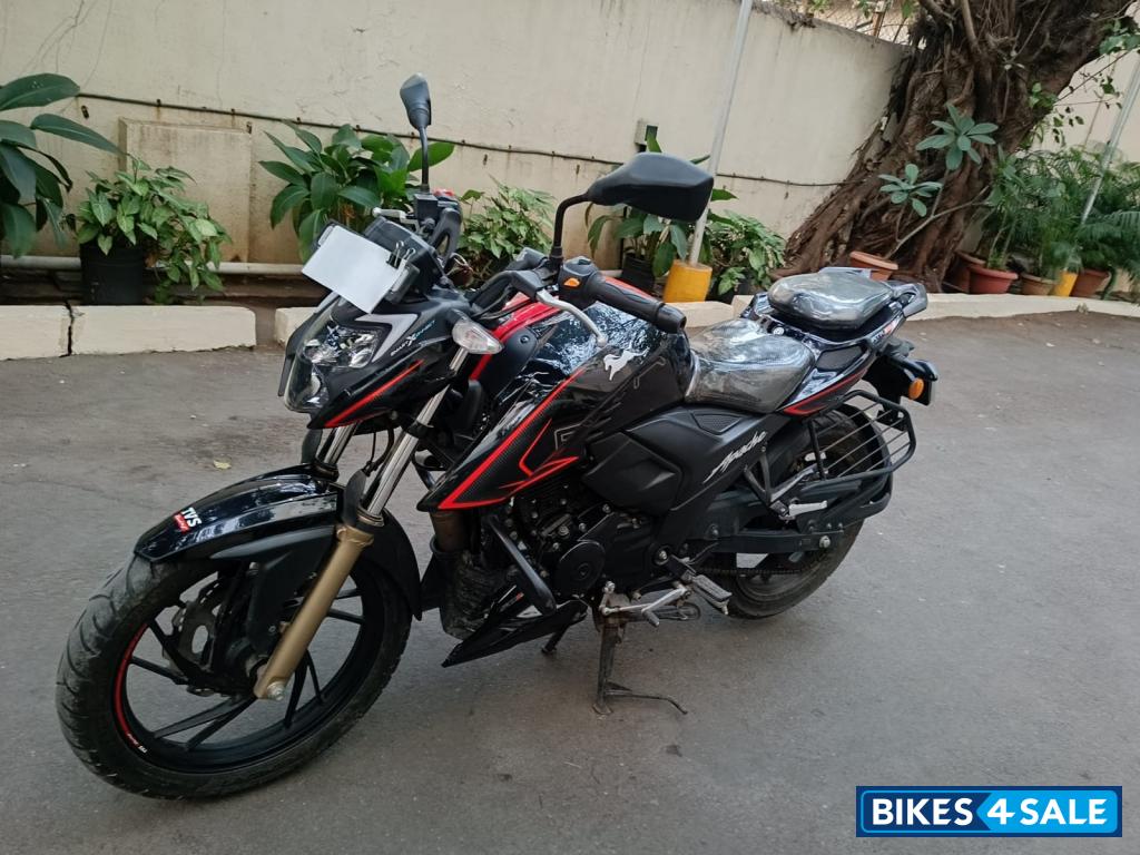 TVS Apache RTR 200 4V ABS
