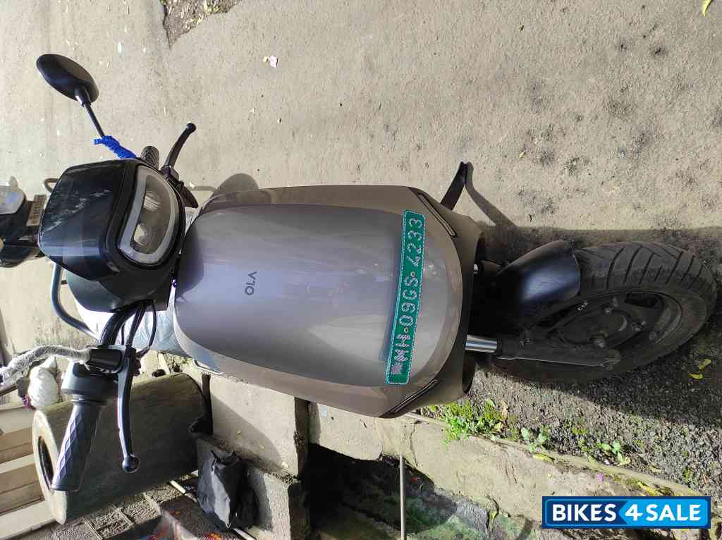 Silver Grey Ola S1X 4 kWh