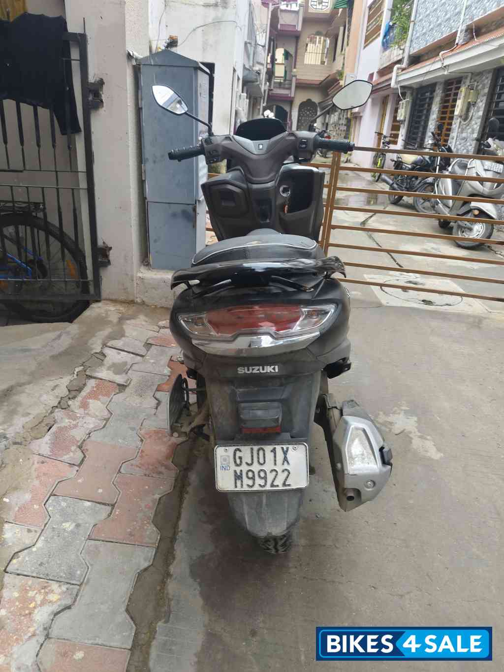 Suzuki Burgman Street EX