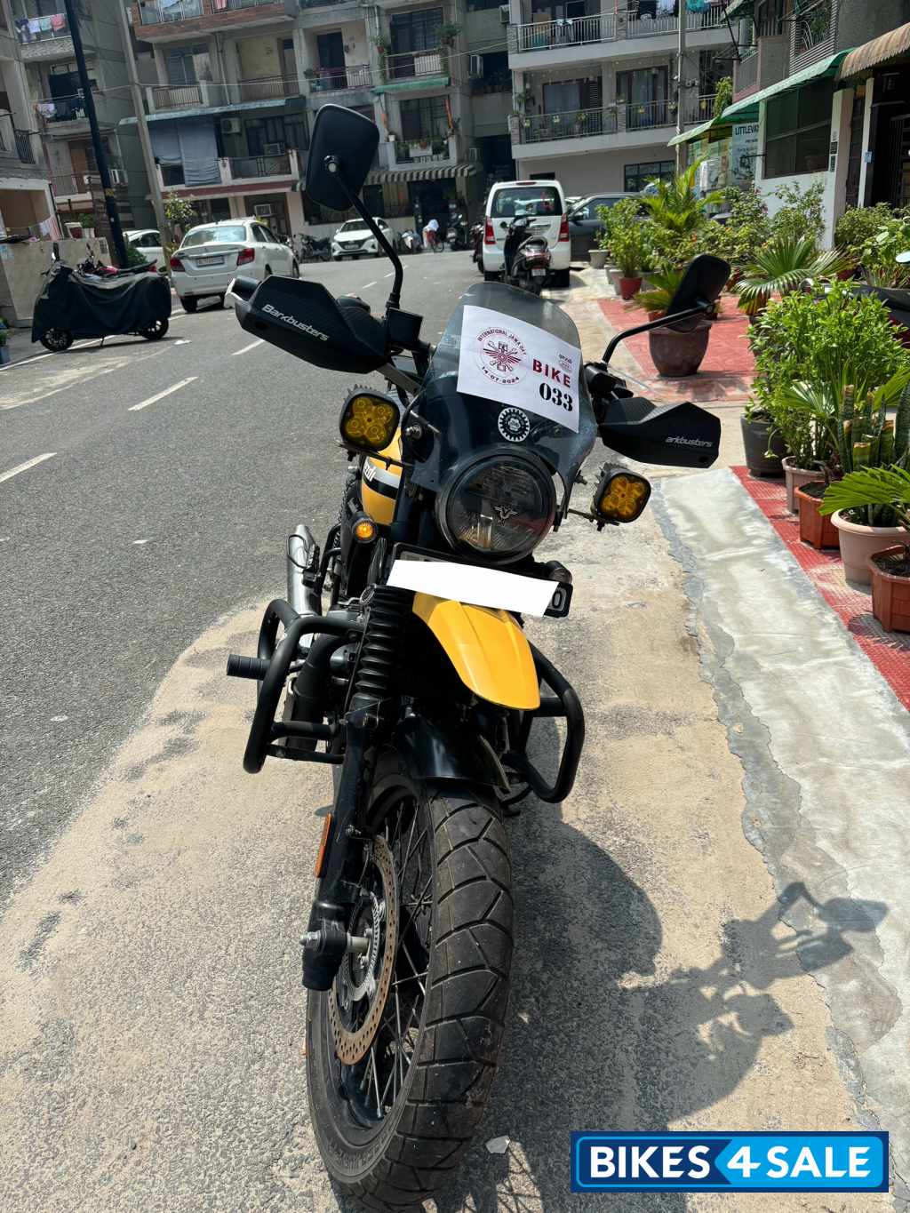 Yezdi Scrambler Single Tone