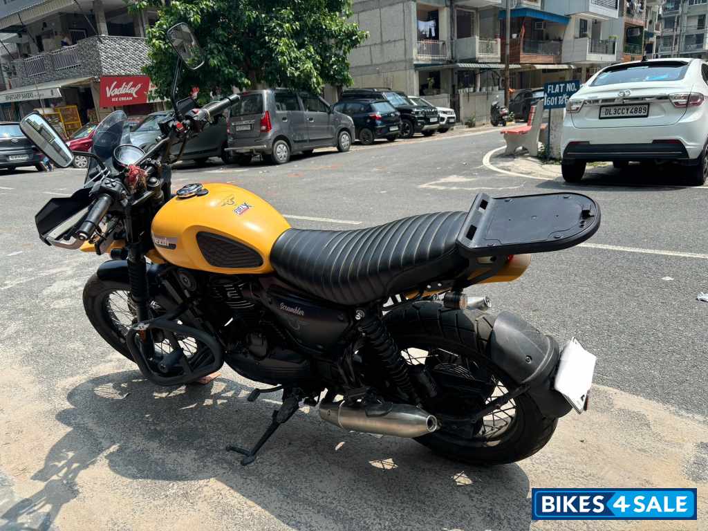 Yezdi Scrambler Single Tone