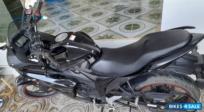 Suzuki Gixxer SF