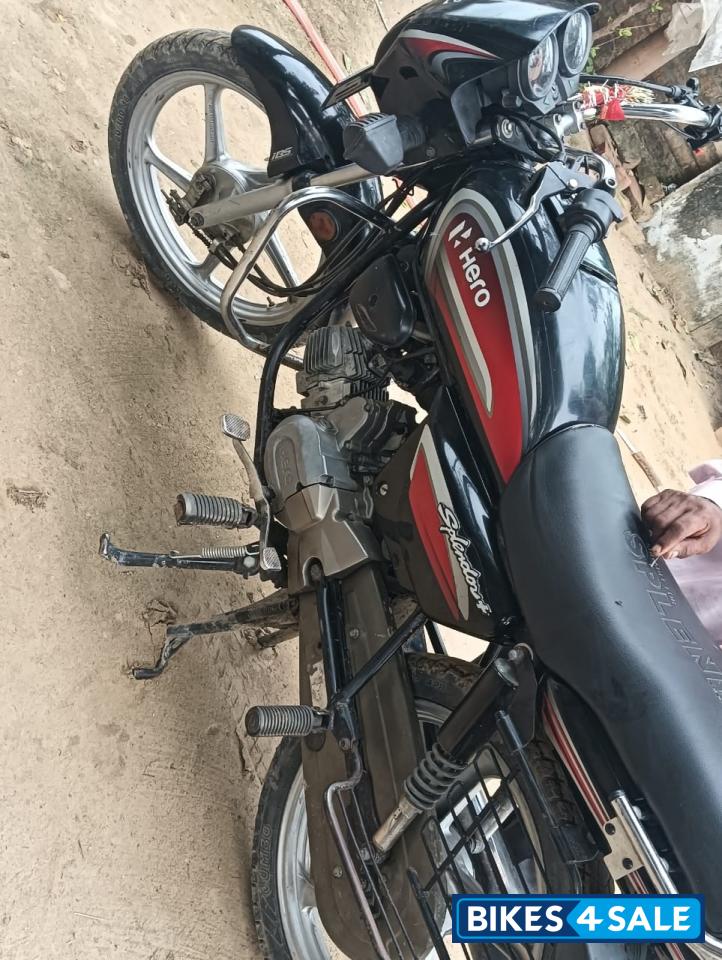 Red Black Hero Splendor Plus BS6
