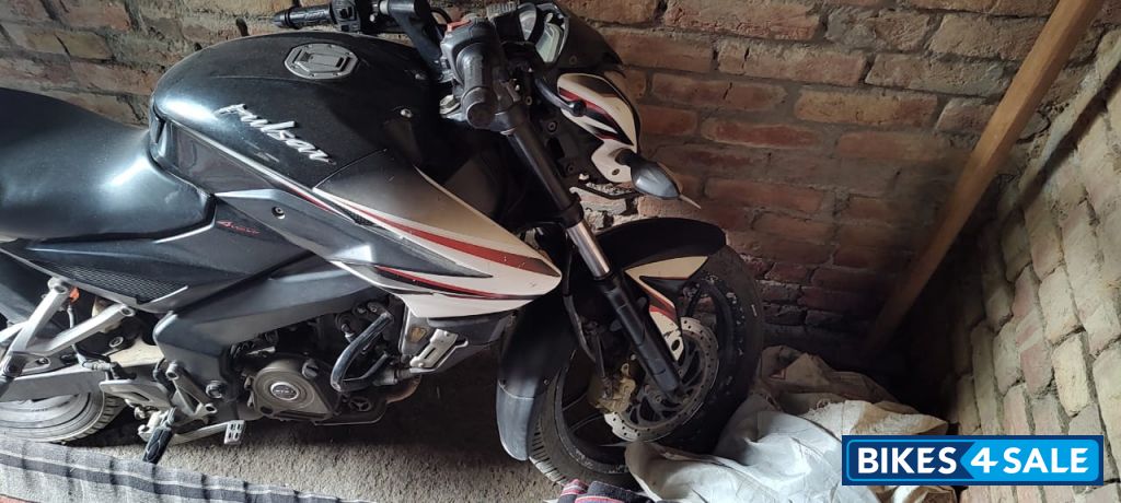 Bajaj Pulsar 200 NS ABS
