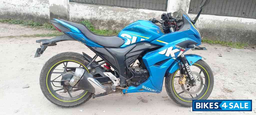 Suzuki Gixxer SF Moto GP