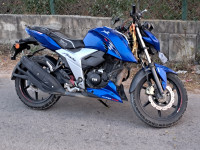 Blue TVS Apache RTR 160 4V