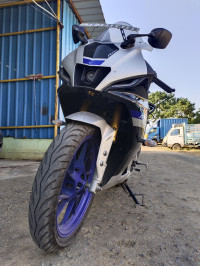 Yamaha R15M
