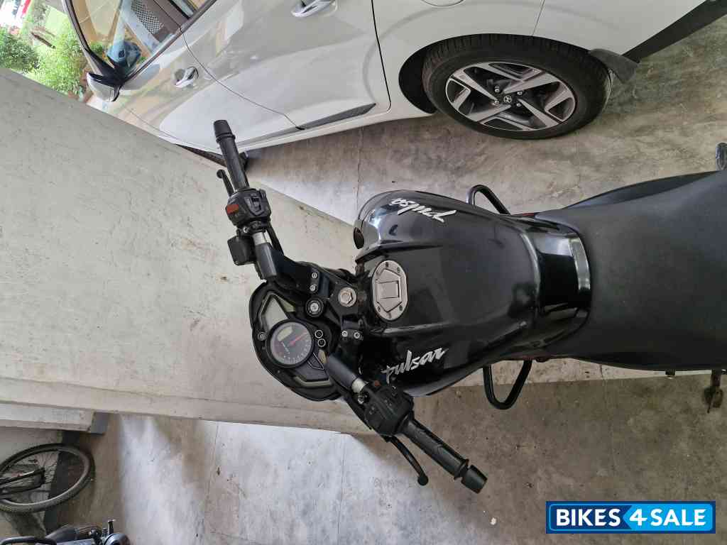 Bajaj Pulsar 200 NS