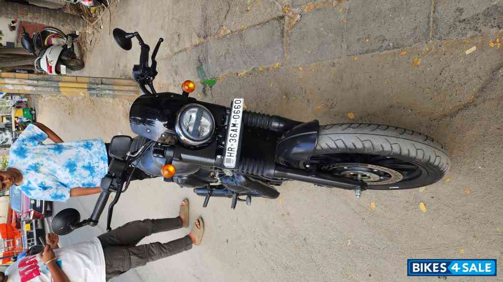 Dark Smoke Grey Yezdi Roadster Dark