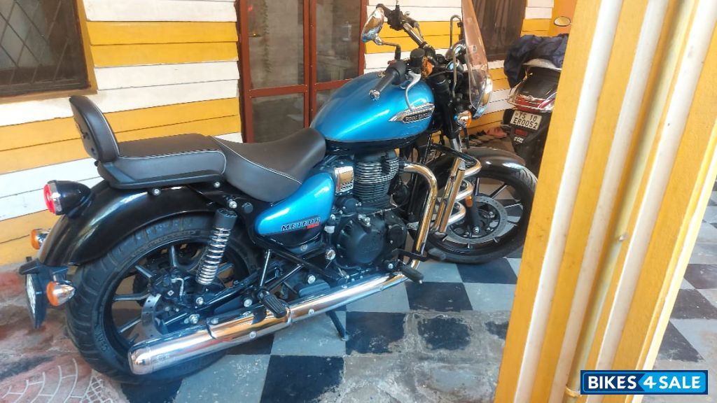 Nova Blue Royal Enfield Meteor 350 Supernova