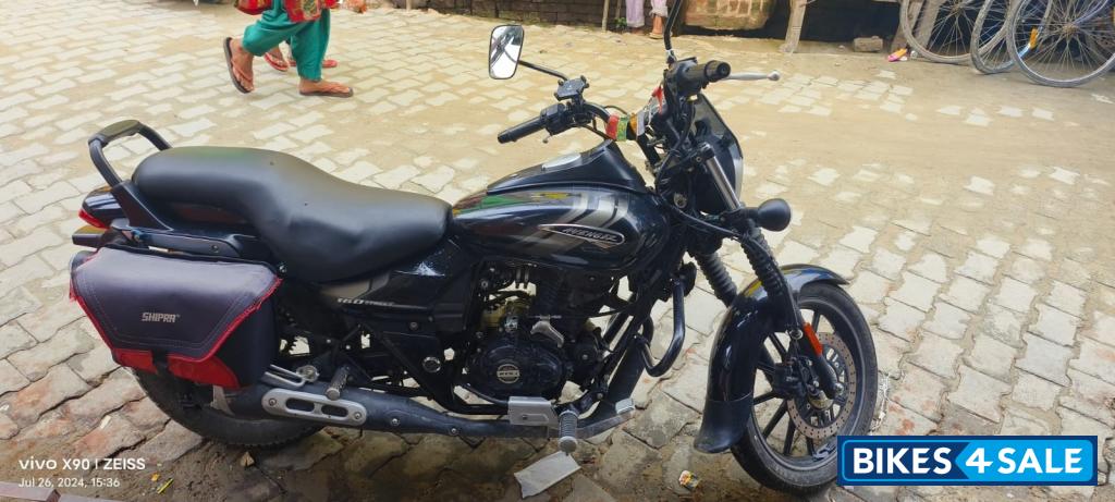 Bajaj Avenger Street 160 BS6