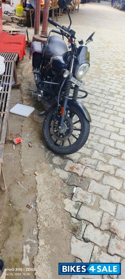 Bajaj Avenger Street 160 BS6