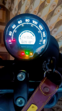 Black Royal Enfield Hunter 350 Metro