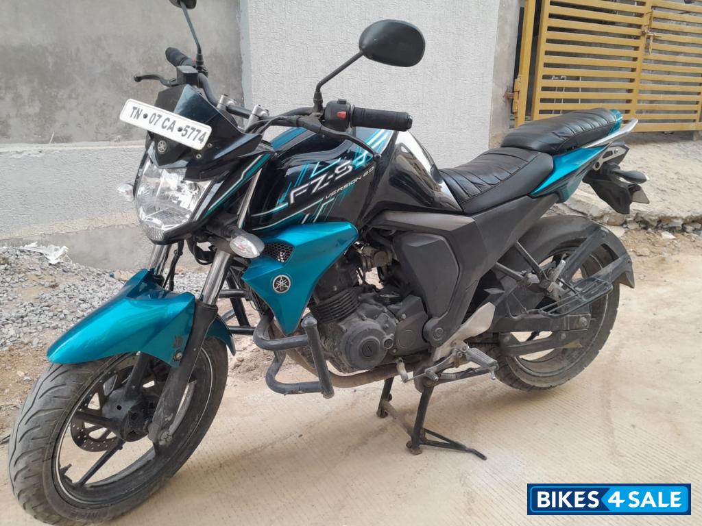 Yamaha FZ-S FI V2