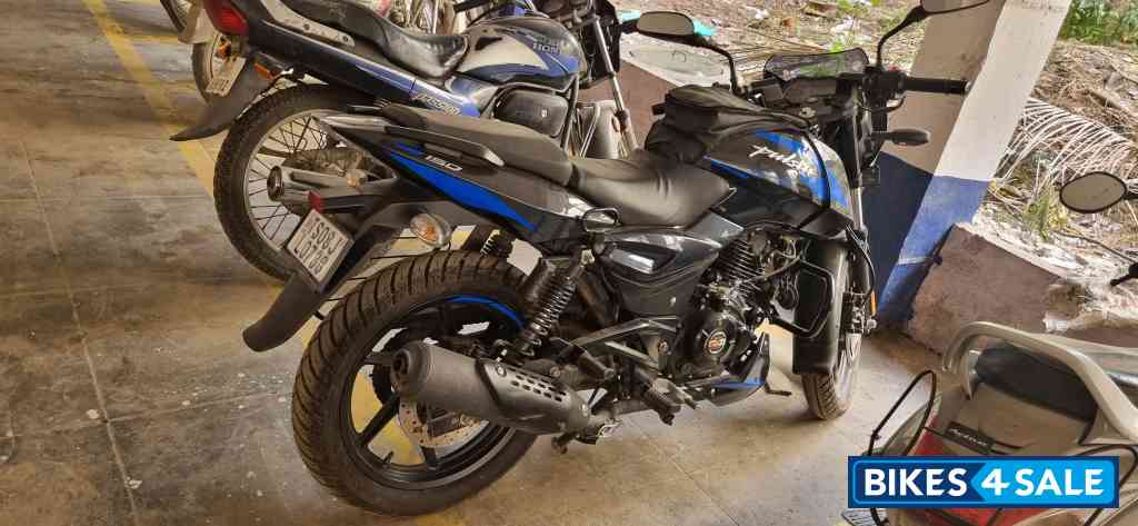 Bajaj Pulsar 150 Twin Disc BS6