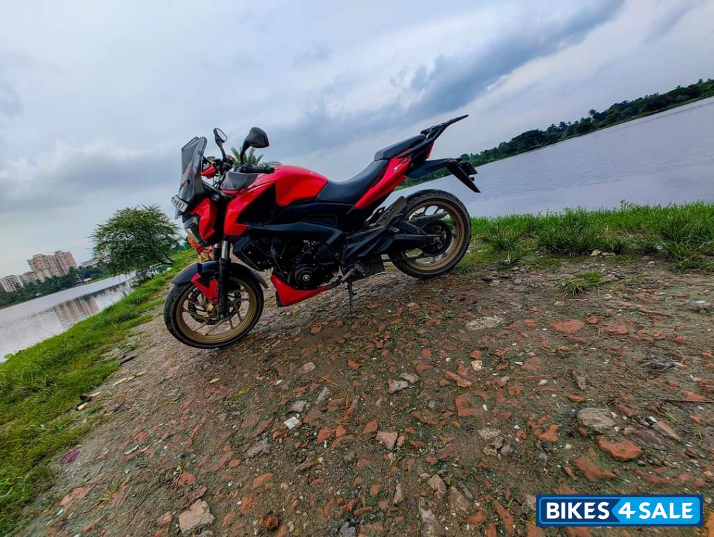 Bajaj Dominar 400