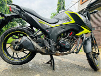 Honda CB Hornet 160R