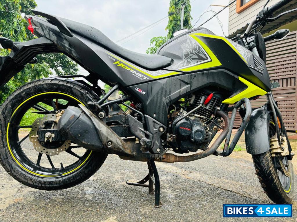 Honda CB Hornet 160R