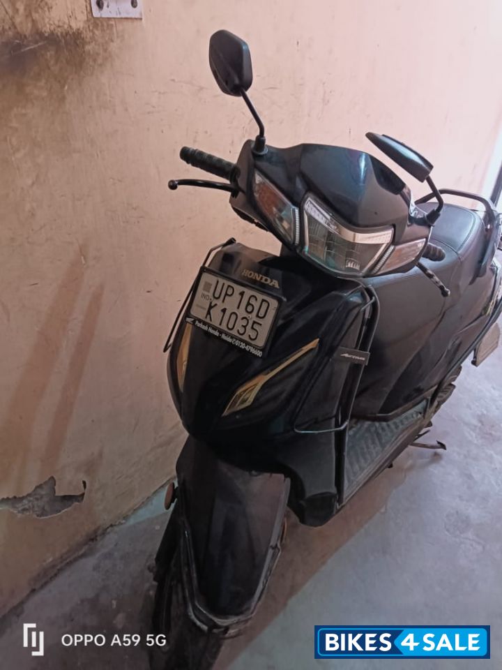 Pearl Siren Blue A Honda Activa 6G Dlx