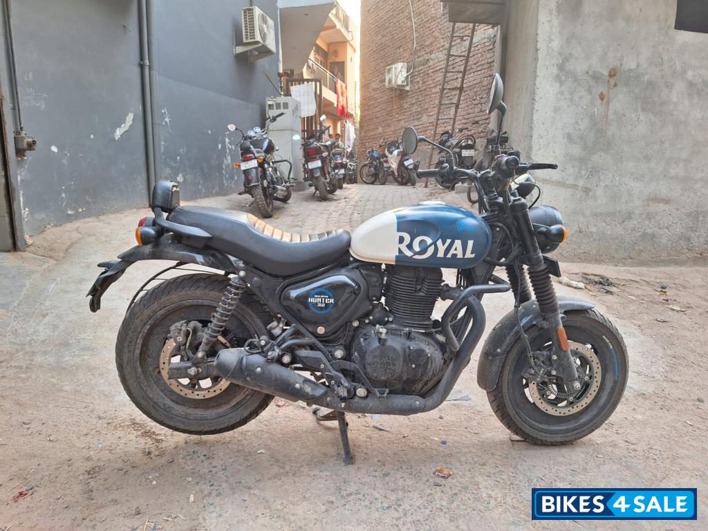 Rebel Blue Royal Enfield Hunter 350 Metro