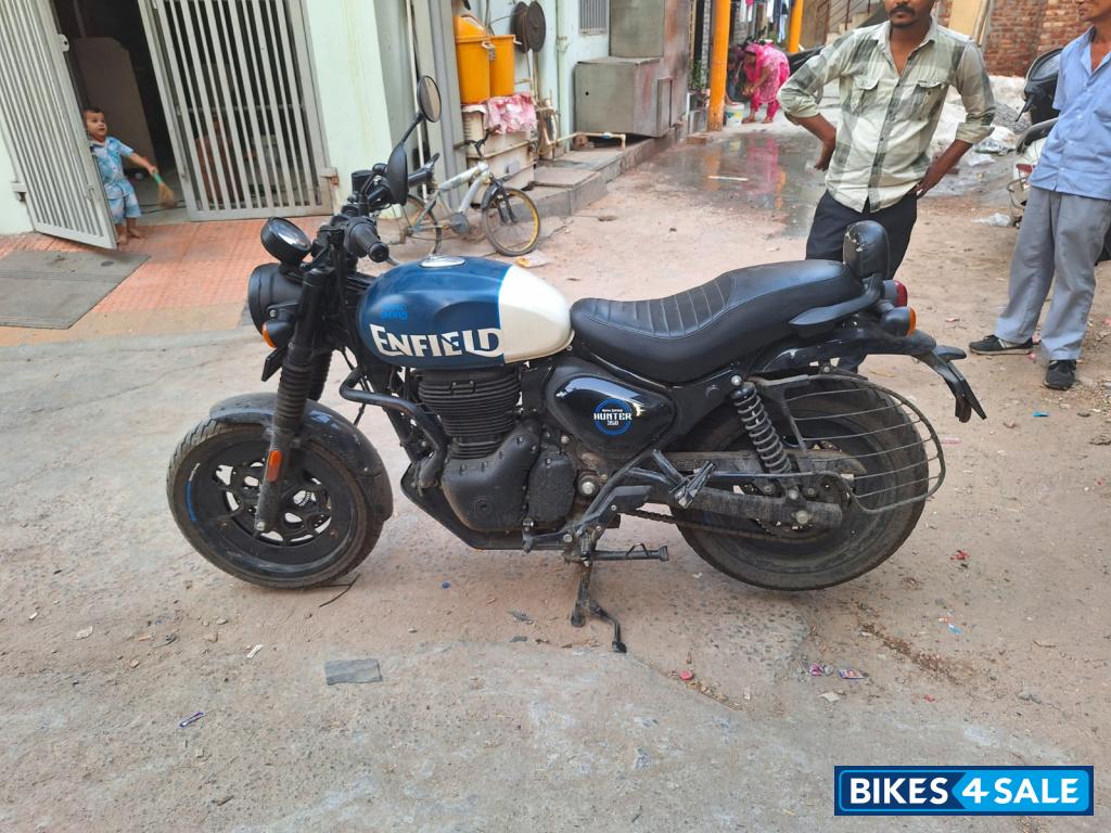 Rebel Blue Royal Enfield Hunter 350 Metro