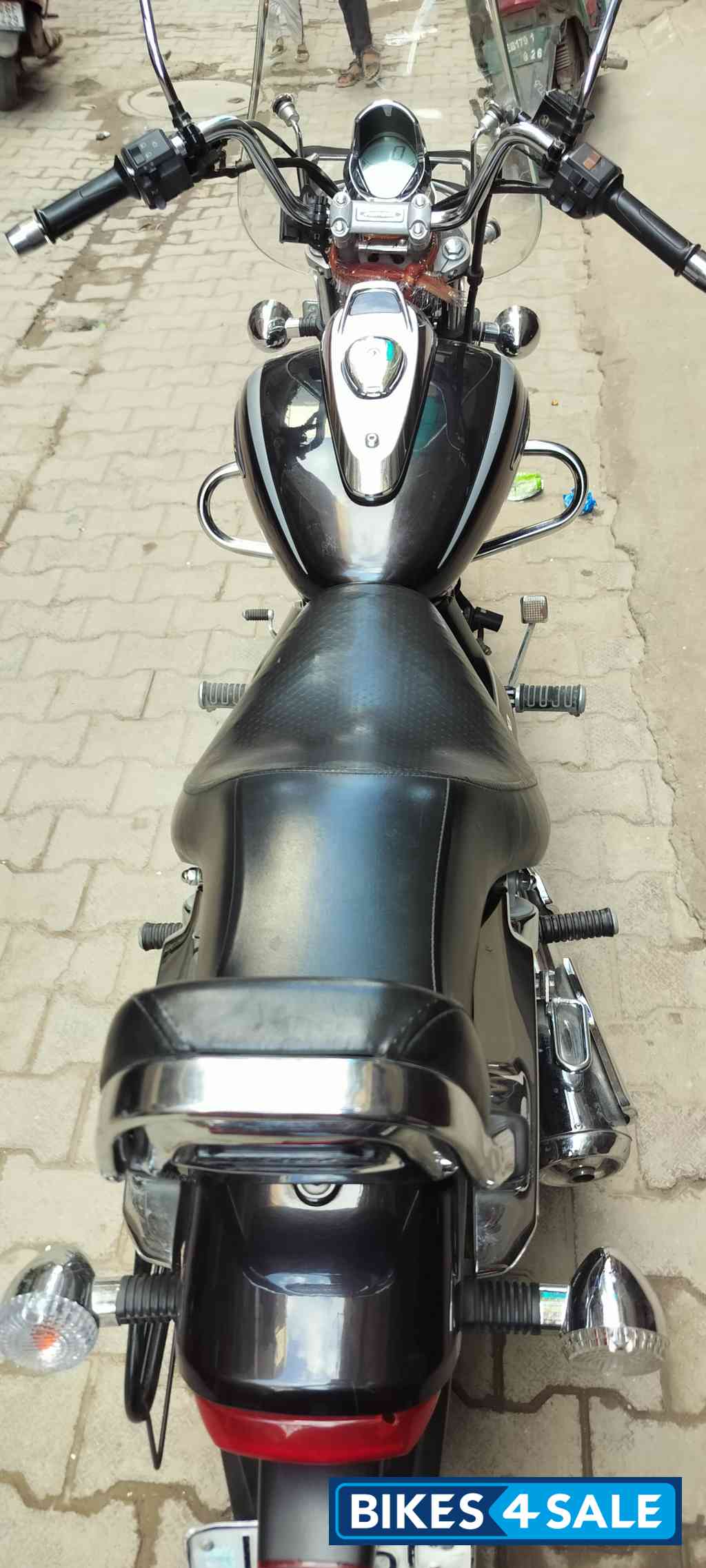 Bajaj Avenger Cruise 220