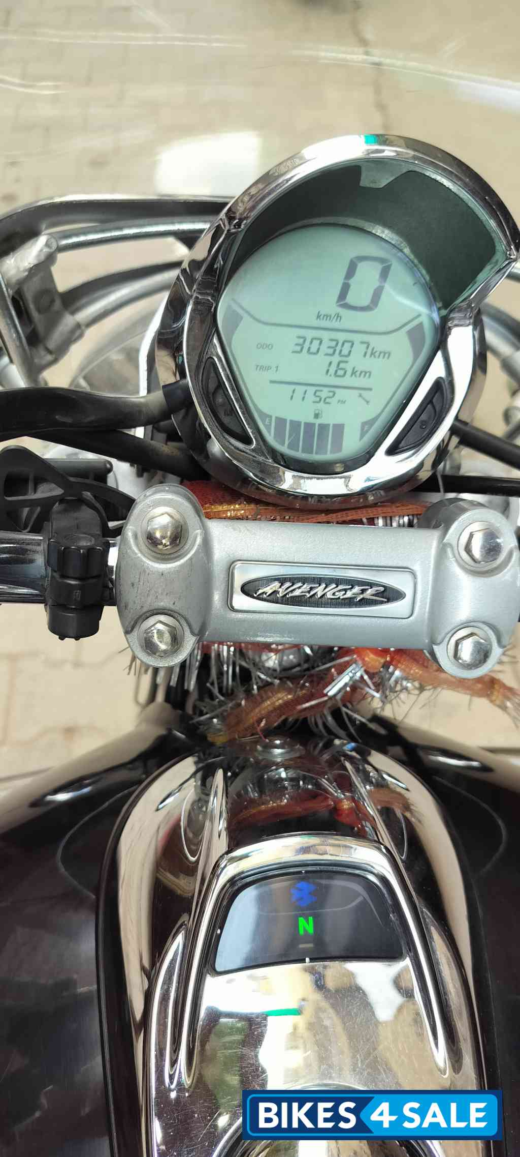 Bajaj Avenger Cruise 220