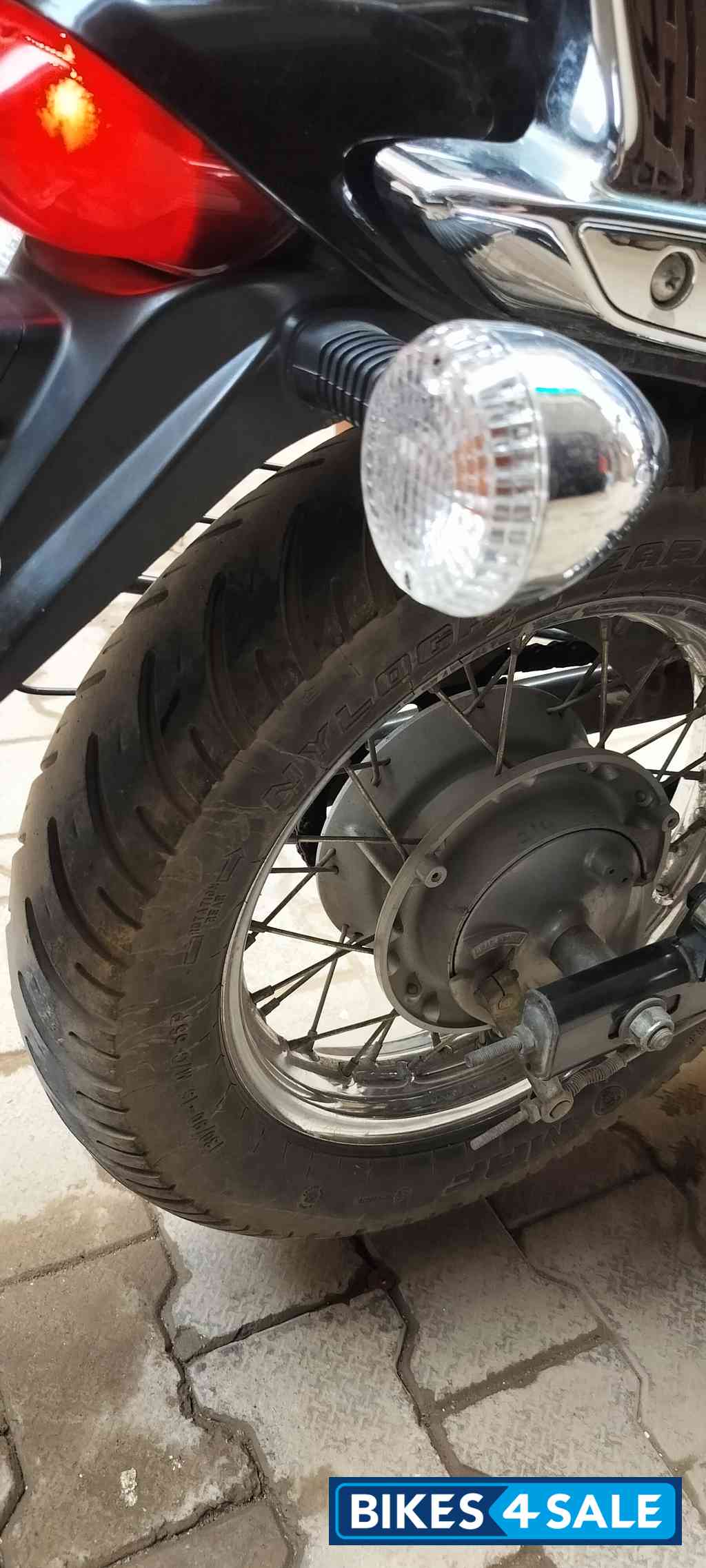 Bajaj Avenger Cruise 220