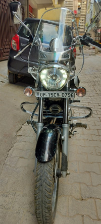 Bajaj Avenger Cruise 220
